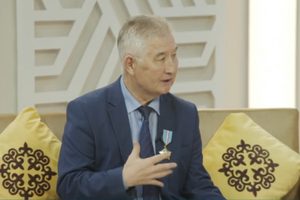 Қайырлы таң: «Soltüstık Qazaqstan» газетінің қоғамдық-саяси бөлімінің меңгерушісі, «Құрмет» орденінің иегері Өмір Есқали