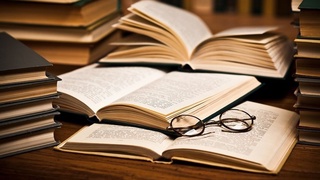 ВЫСТАВКА КНИГ В ЧЕСТЬ ДНЯ РЕСПУБЛИКИ