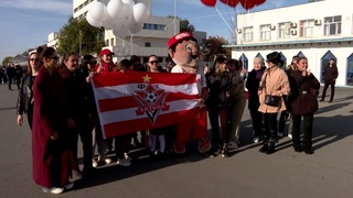 АҚТӨБЕЛІК ЖАС ФУТБОЛШЫЛАР ЖҮЛДЕМЕН ОРАЛДЫ