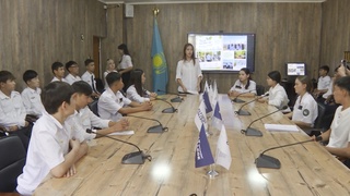 СТУДЕНТТЕР ЭКОЛОГИЯЛЫҚ ДЕБАТ ӨТКІЗДІ