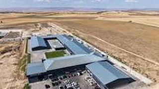 СТРОИТСЯ СОВРЕМЕННЫЙ ОТКОРМОЧНЫЙ КОМПЛЕКС