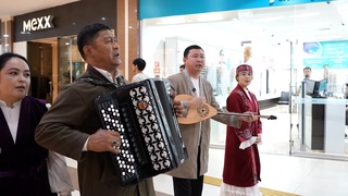 ХАЛЫҚ ӘНДЕРІ ӘУЕЛЕДІ