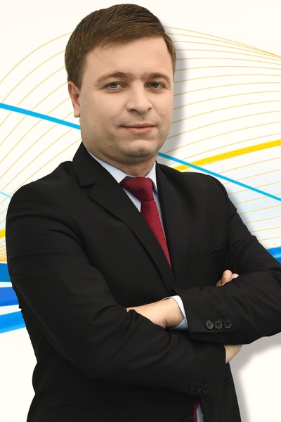 Николай Сырбов
