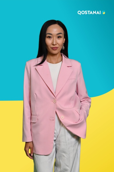 Айнур Муканова 