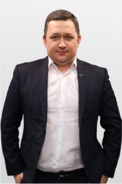 Виталий Несипбаев