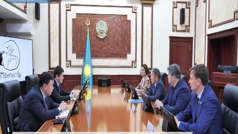 Облыс әкімі Қазақстан Халық Кеңесінің мүшелерімен кездесті 