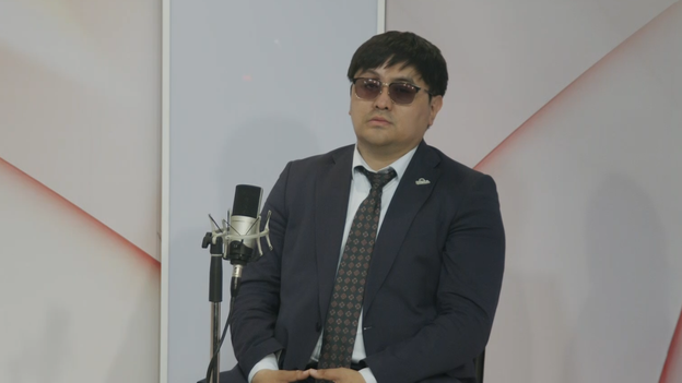 Біздің өңір: айтыскер ақын, заңгер Бекзат Асқаров 