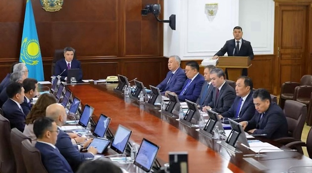ЖҰМЫСШЫ МАМАНДАРҒА СҰРАНЫС ЖОҒАРЫ
