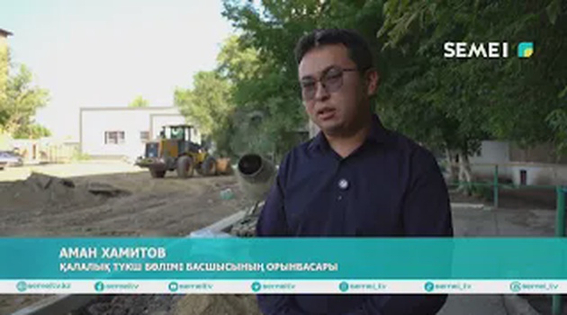 Тұрғын үйлер ауласы абаттандырылуда 