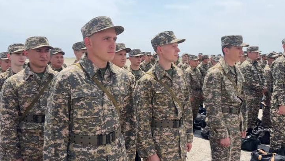 САРБАЗДАР ДРОН БАСҚАРУДЫ ҮЙРЕНІП ЖҮР