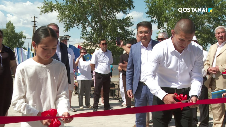 Новые социальные объекты, строительство жилья и подсолнухи